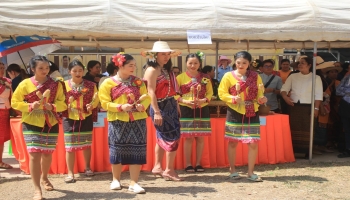 เข้าร่วมแข่งขัน ส้มตำลีลา และข้าวจี่ลีลาในงานประเพณีบุญข้าวจี่ใหญ่ ประจำปี 2567